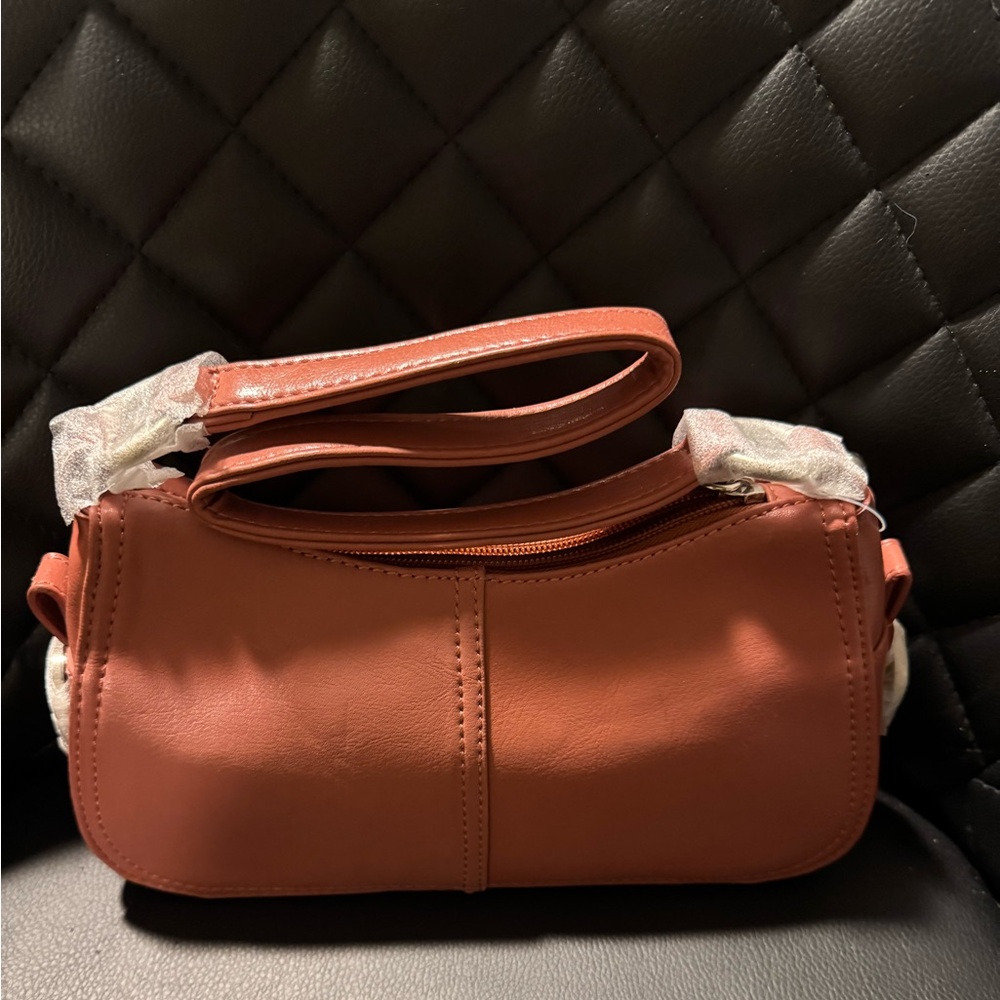 Chic Women's Leather Shoulder Bag - pink
